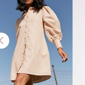 Mini dress with poof sleeves